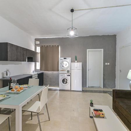 New 1 Bedroom Apartment In Valletta City Centre With Terrace And Views Esterno foto